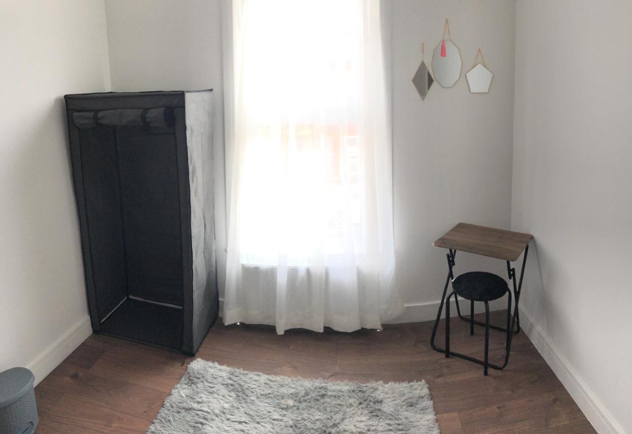 Bed and Breakfast Blue House Линкольн Экстерьер фото