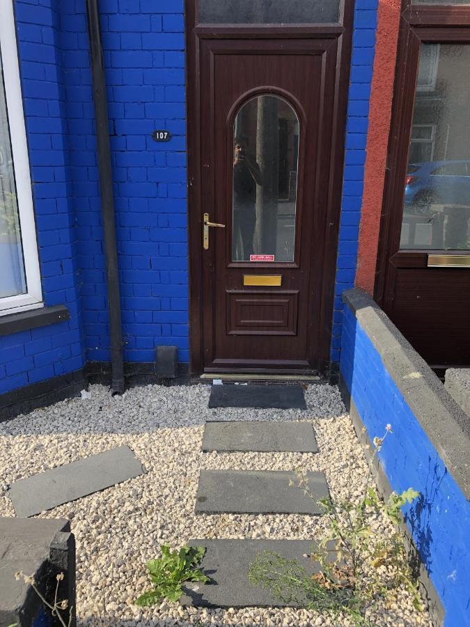 Bed and Breakfast Blue House Линкольн Экстерьер фото